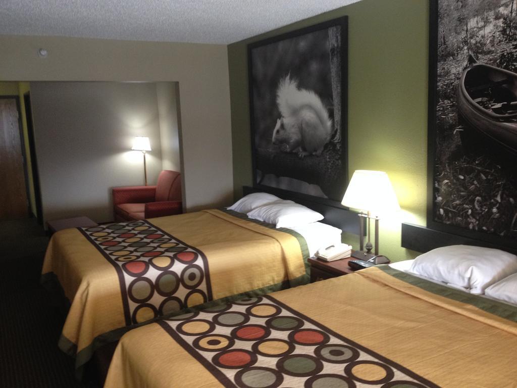 Super 8 By Wyndham Olney Motel Eksteriør billede